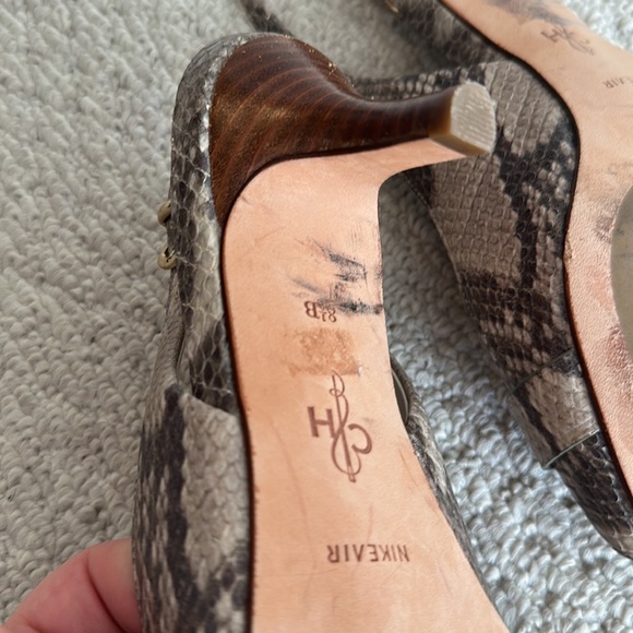 Cole Haan Slingback Heels | sz 8.5 B | neutral snakeskin color like new - Picture 7 of 10
